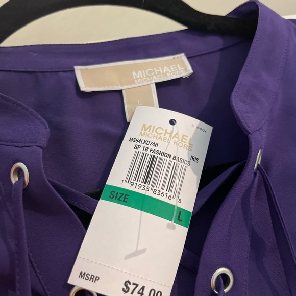 New Michaels Kors blouse - Picture 2 of 4